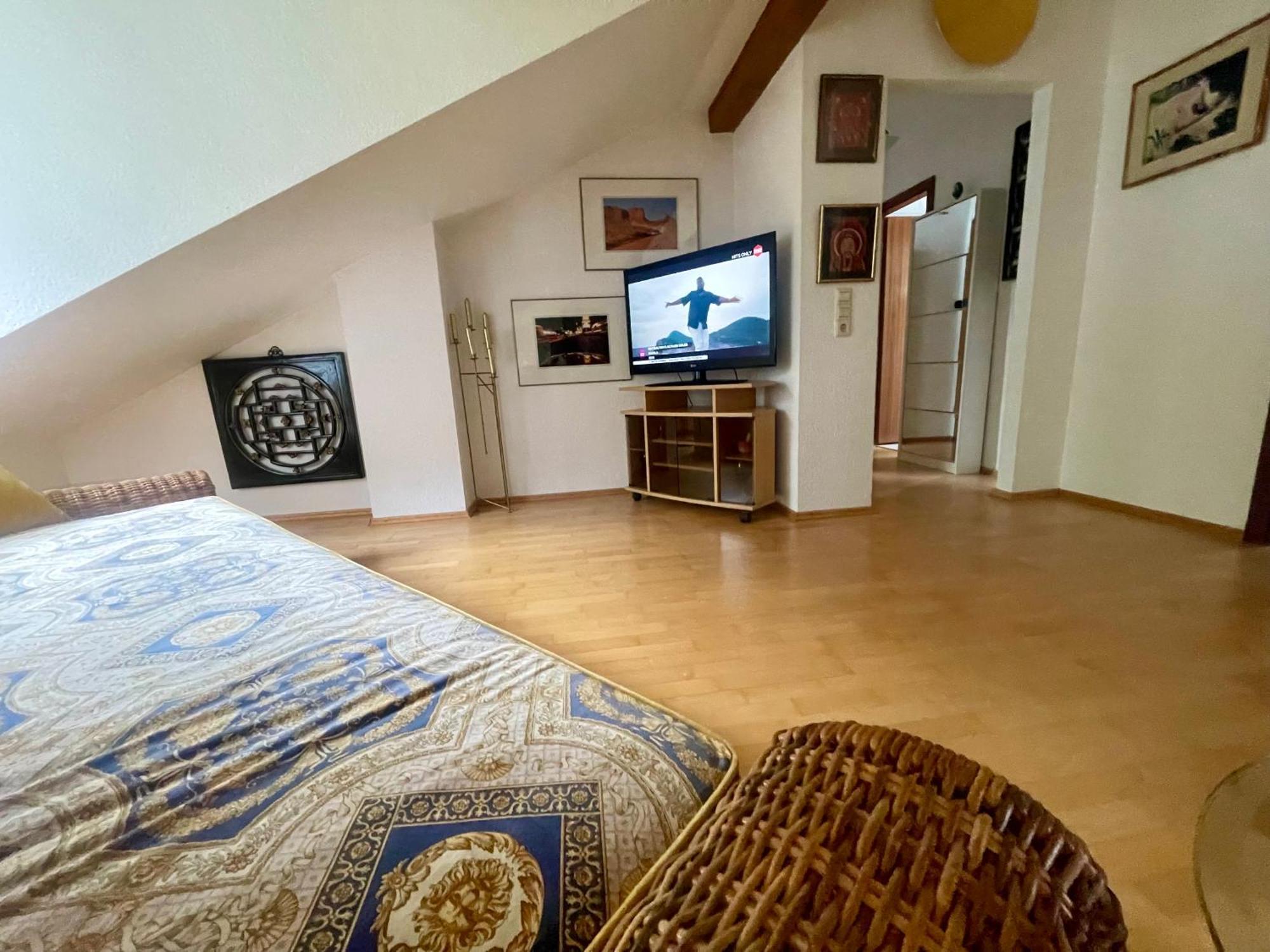 Wunderschoenes Grosses 3 Zimmer Apartament Zentrum Goldstadt Familienfreundlich Mit Garage Pforzheim Dış mekan fotoğraf